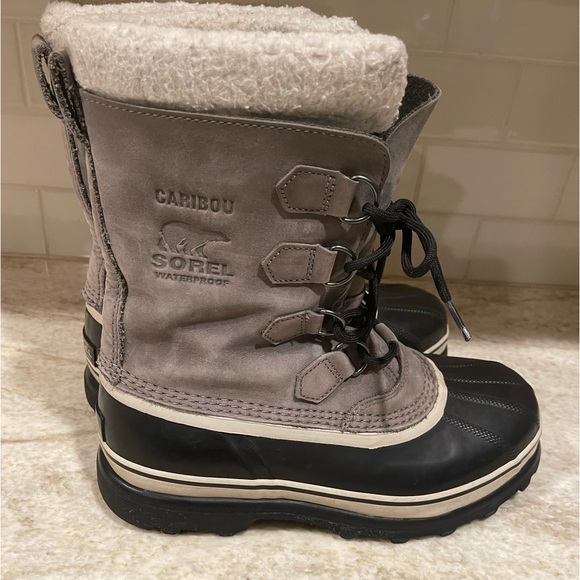 Sorel Caribou Boot 8.5 - Picture 3 of 8